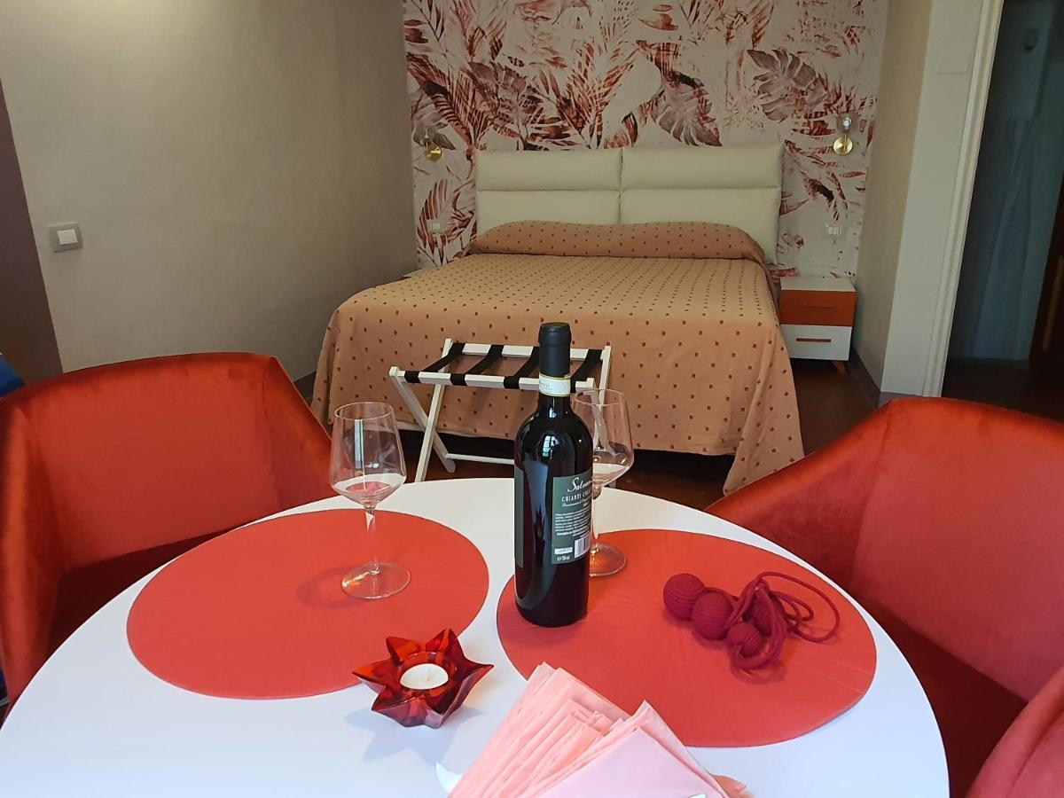 פירנצה Rf Duomo Suites מראה חיצוני תמונה